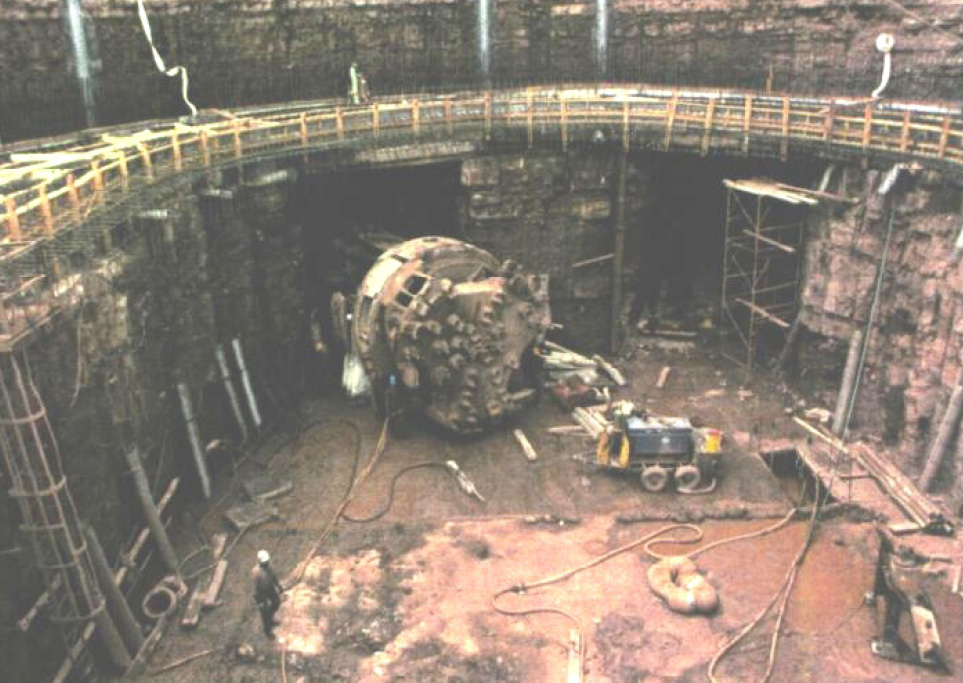 Construction of the tunnel system took 9 years, from 1982 to 1991. [PHOTO: RochesterSubway.com]