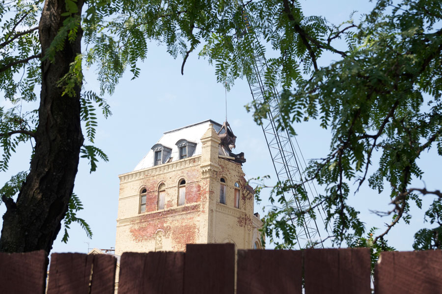 Genesee Brewery, demolition of historic Cataract Brewhouse. [PHOTO: Rick U.- RocPx.com]