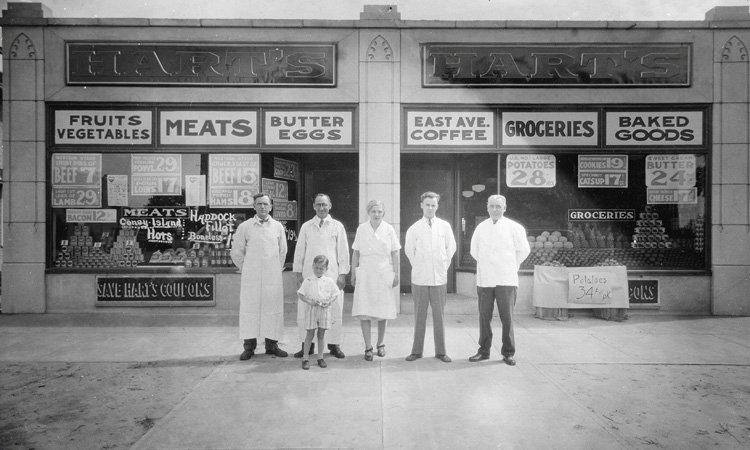 One of the original Hart's Food Stores in our area. [PHOTO: via Hart's Facebook page]
