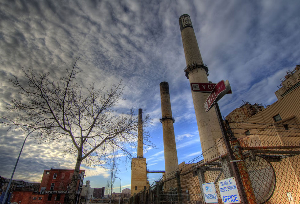 Two of Beebee Station's three smokestacks were removed in 2007. [FLICKR PHOTO: rlr77]