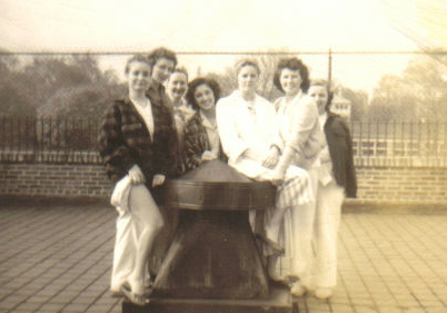 Jean Bissiett as a teenager with other patients on the roof at Iola (c.1946). [PHOTO COURTESY OF: Mark Hosier]
