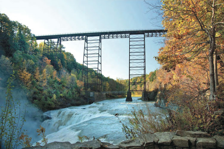 The Portageville Bridge over Letchworth State Park looking south from the Middle/Upper Falls Picnic Area. [PHOTO: Provided by NYSDOT]
