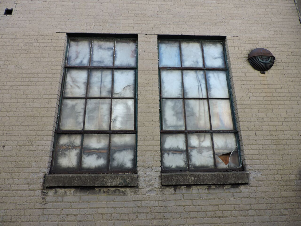 I just thought these windows were really cool, lol. [PHOTO: Joanne Brokaw]