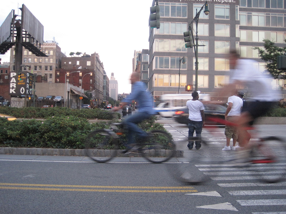 Today the West Side Highway is no longer a barrier for people to cross the street between the city and the waterfront. [IMAGE: haruko16, Flickr.com]