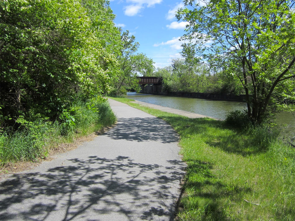 After leaving Genesee Valley Park, we see two old railroad bridges that cross over the canal and I-390. This is the Lehigh Valley Trail, which heads south, passing through Henrietta. [PHOTO: Ryan Green]