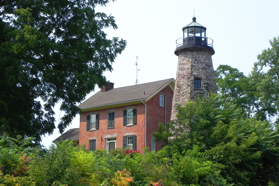 Another view of the lighthouse. [PHOTO: Joanne Brokaw]