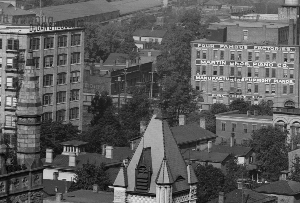 There's Buckingham Commons all the way to the left of the photograph. Looks like it was Dugan & Hudson Co. - a shoe factory.