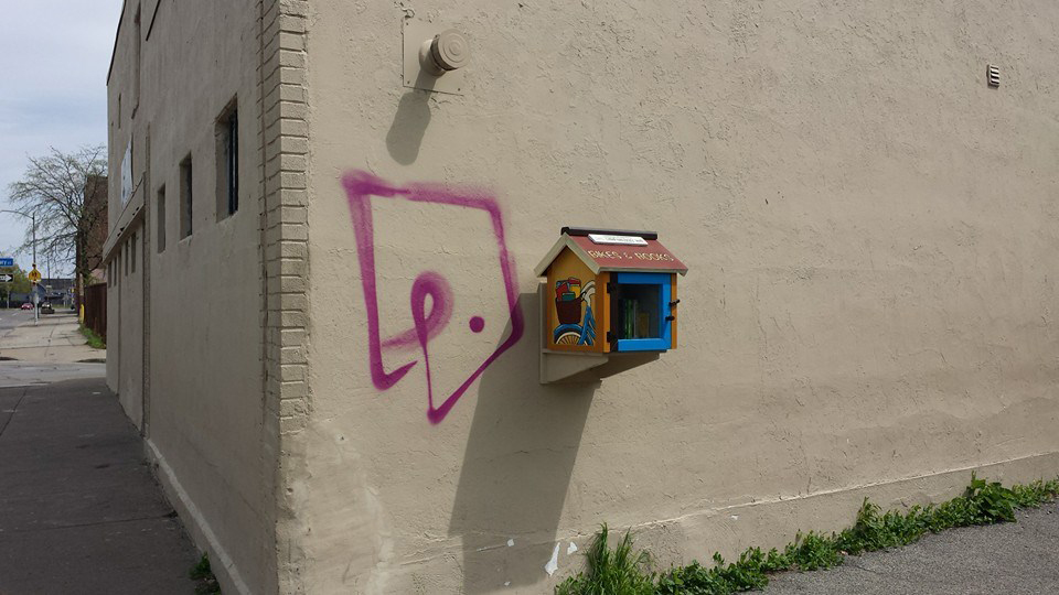 A Little Free Libraries at 226 Hudson Avenue. Rochester, NY. [PHOTO: Deanna Varble]