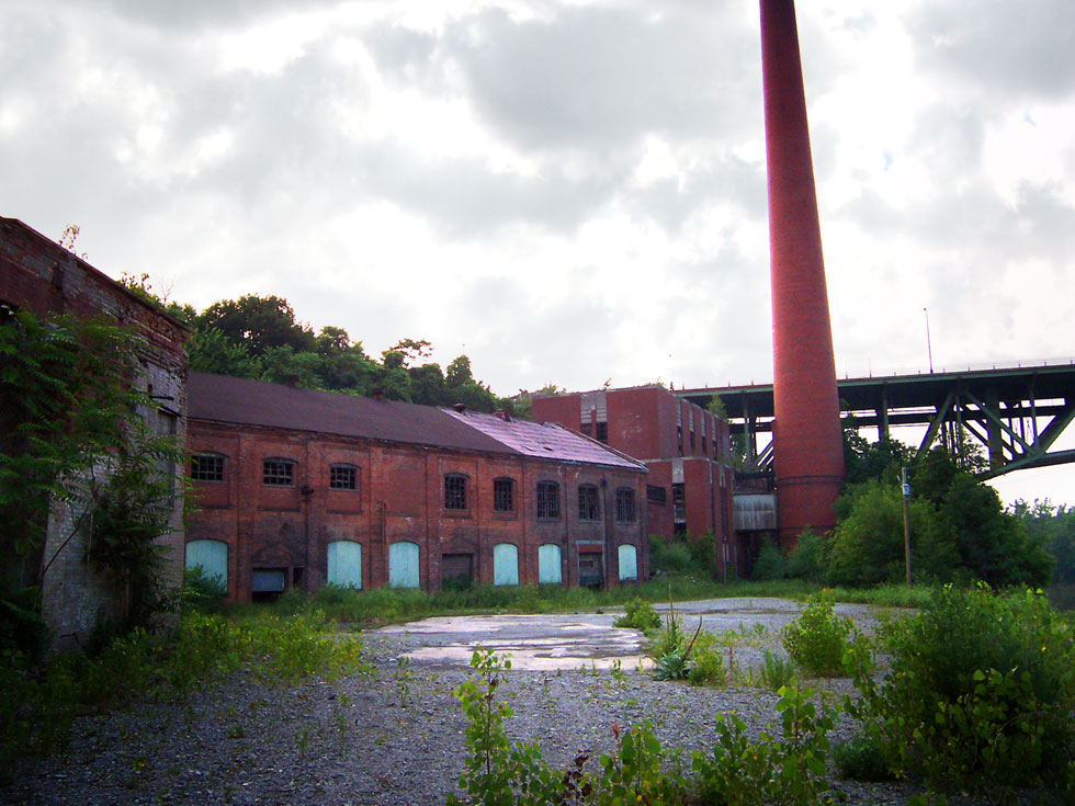 The Garbage Incinerator at High Falls, Rochester. [PHOTO: Robert Cunningham]