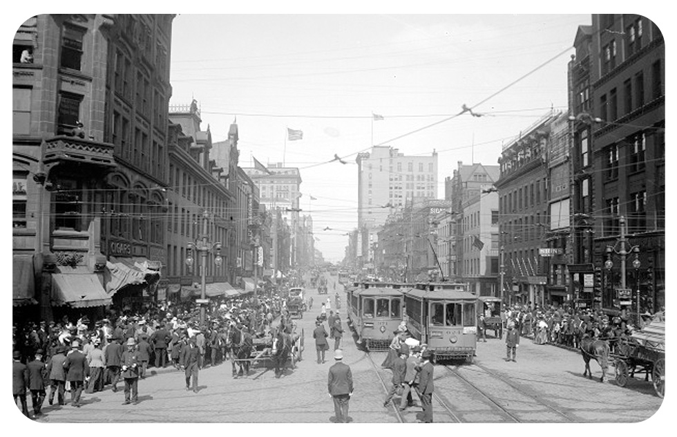 Main Street Rochester. c.1908 [PHOTO: Albert R. Stone Collection]