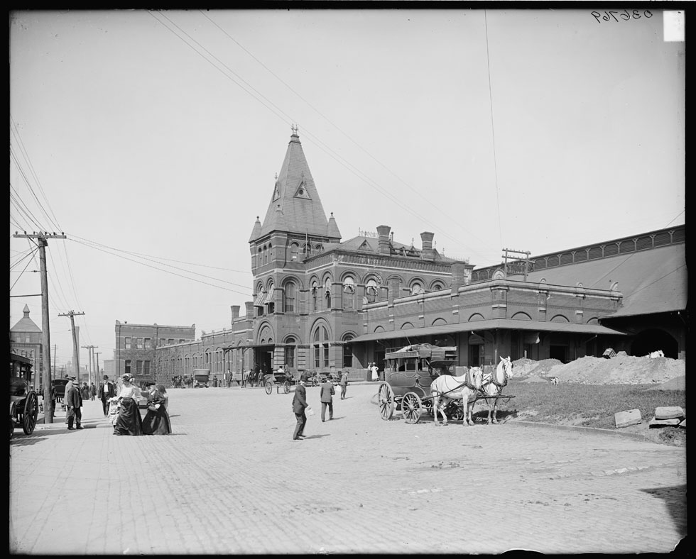 New York Central Railroad Station c.1905-1914 [PHOTO: Detroit Publishing via Library of Congress]
