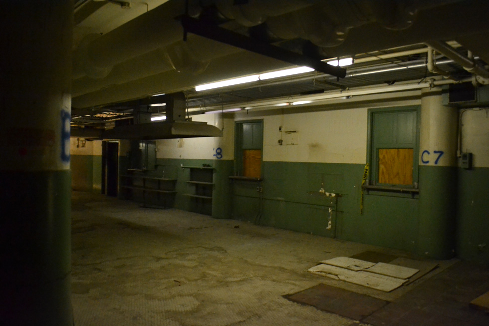 This looks like it could have been a cafeteria - for employees maybe? Could also have been the phone-order department. [PHOTO: RochesterSubway.com]