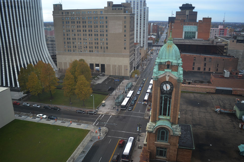 Nice view of the clock tower and Main Street West. [PHOTO: RochesterSubway.com]