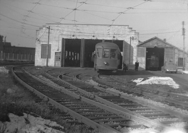 Subway cars turned around in a loop of track at Rochester Products. [PHOTO: Rochester Public Library]