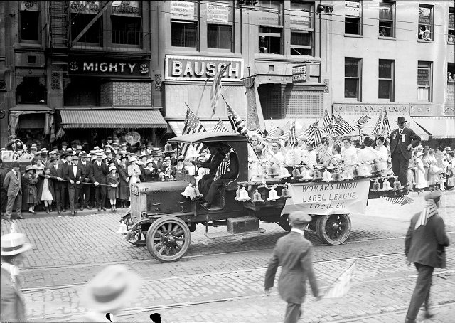 Womans Union Label League Local 24 makes its way down Main Street East in the 1917 Rochester Labor Day Parade. [PHOTO: Albert R. Stone Collection]