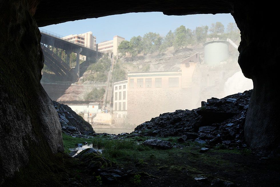 Exploring the Caves of Rochester, NY